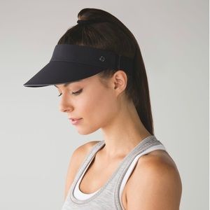 lululemon fast paced run visor